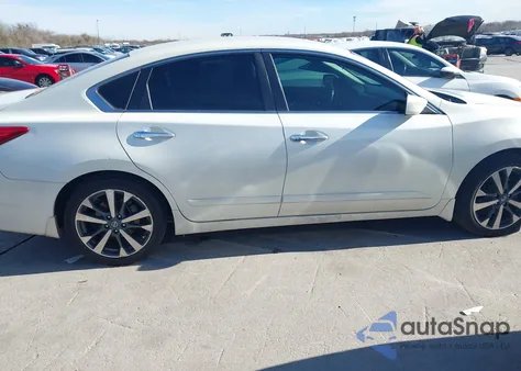 2016 Nissan Altima 2.5 Sr z USA, uszkodzony, nr VIN 1N4AL3AP7GC269541